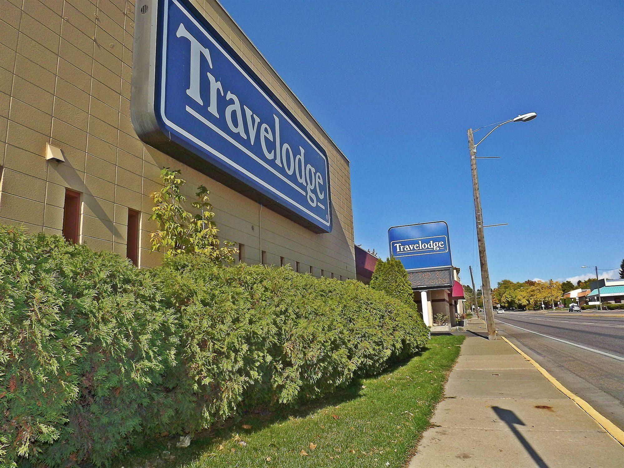 Travelodge By Wyndham קליספל מראה חיצוני תמונה